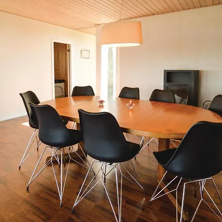 Four-bedroom In *