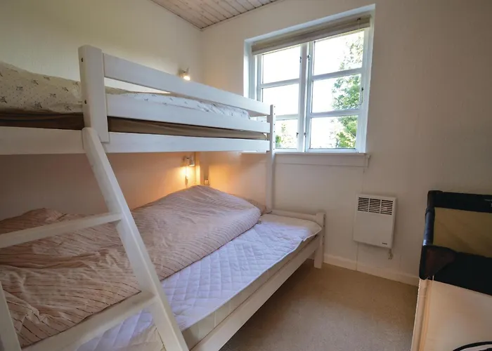 Four-bedroom In בית נופש *